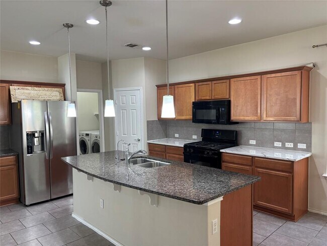 9410 Privet Dr in Austin, TX - Building Photo - Building Photo