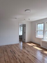 3 Hillside Ave in Manhasset, NY - Building Photo - Building Photo