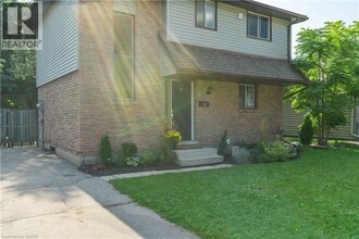 232 Cedarwoods Crescent in Kitchener, ON - Building Photo - Building Photo