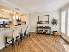 17202 Imperial Valley Dr, Unit 7 in Houston, TX - Building Photo