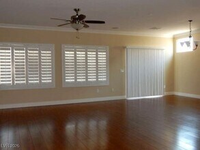 2219 Bannerwood St in Henderson, NV - Foto de edificio - Building Photo