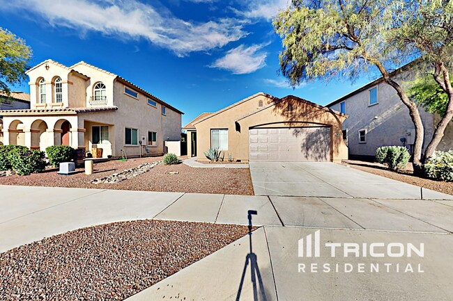 property at 6914 S 38th Ln