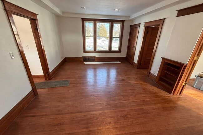 property at 1103 West Dr