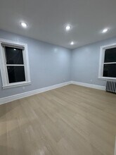 154 W 33rd St in Bayonne, NJ - Building Photo - Building Photo