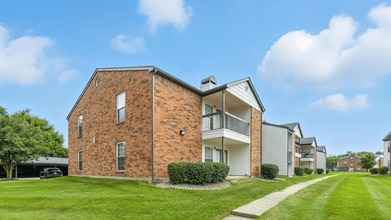 Metropolitan Fishers in Fishers, IN - Building Photo - Building Photo