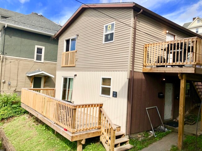 property at 306 /308 Grant Ave