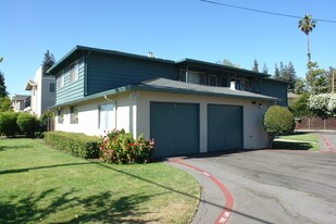 5685 Almaden Road in San Jose, CA - Building Photo