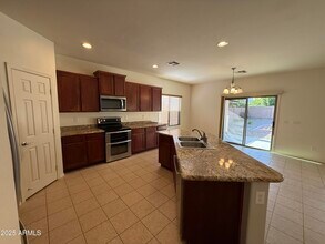 2896 E Trigger Way in Gilbert, AZ - Building Photo - Building Photo