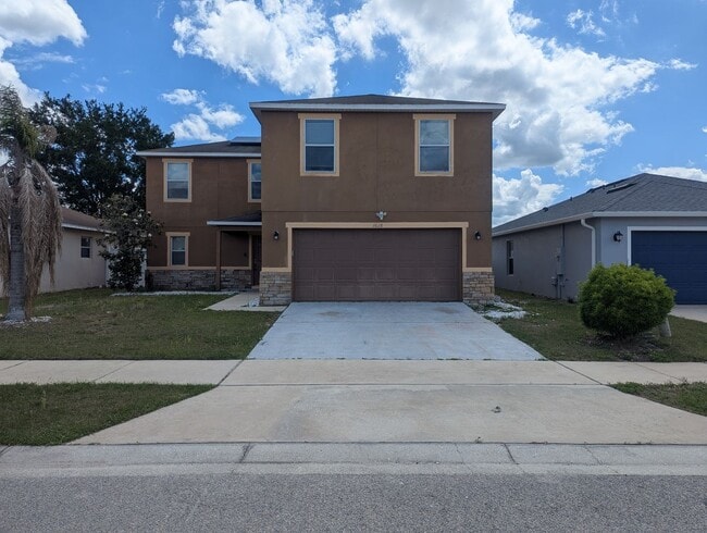 1628 Strathmore Cir in Mount Dora, FL - Building Photo - Building Photo