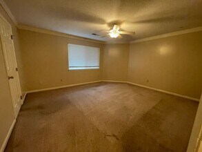 2157 Vaden Village Dr in Chattanooga, TN - Building Photo - Building Photo