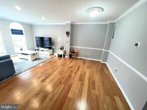 4513 Monmouth St in Fairfax, VA - Building Photo - Building Photo