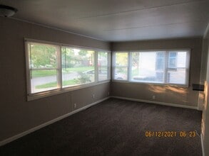 2731 Stanford Ave in Fort Wayne, IN - Building Photo - Building Photo