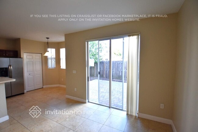 20769 NE 10th Ct in Miami, FL - Foto de edificio - Building Photo
