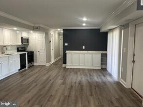 12201 Braxfield Ct in North Bethesda, MD - Building Photo - Building Photo