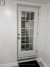 826 Winterton Way in Mississauga, ON - Building Photo - Building Photo