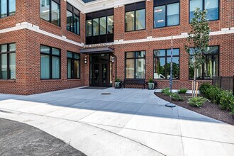 The Birney at Westhampton in Richmond, VA - Building Photo - Building Photo