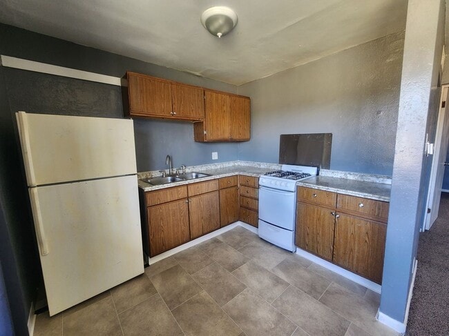 1582 Lansing St in Aurora, CO - Building Photo - Building Photo