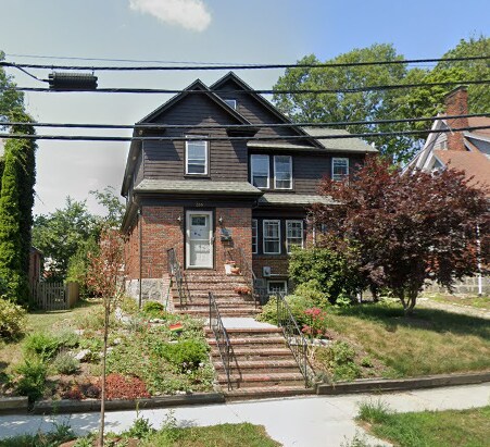 203 Ellery Ct, Unit 1 in Chestnut Hill, MA - Building Photo - Building Photo