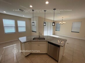 4814 Wandering Wy in Zephyrhills, FL - Building Photo - Building Photo
