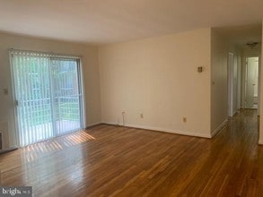 903 Cooks Ln in Baltimore, MD - Building Photo - Building Photo