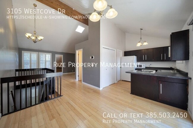 property at 3105 Westcove Dr