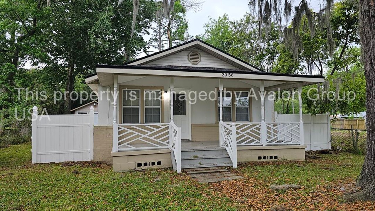 3056 Date St in Jacksonville, FL - Building Photo