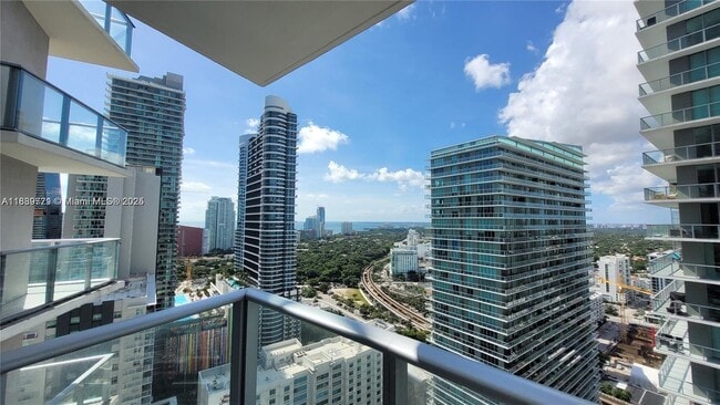 property at 1100S S Miami Ave
