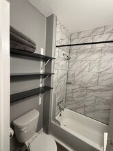 1737 N Caroline St, Unit #1 in Baltimore, MD - Foto de edificio - Building Photo