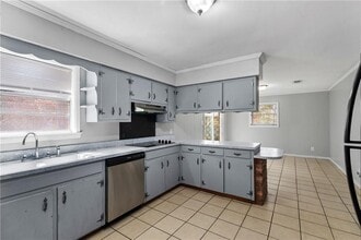 207 Cache Cir in Chickasaw, AL - Building Photo - Building Photo