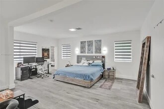 3784 Sheridan Ave in Miami Beach, FL - Building Photo - Building Photo