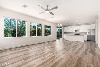 6537 N 15th Dr in Phoenix, AZ - Building Photo - Building Photo