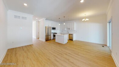 221 Brighton Ave in Long Branch, NJ - Building Photo - Building Photo