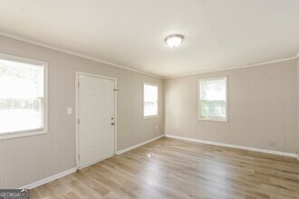 1255 Skyhaven Rd SE in Atlanta, GA - Building Photo - Building Photo