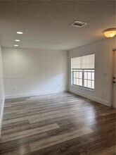 8992 NW 53rd St in Sunrise, FL - Building Photo - Building Photo