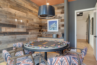 Spire Deer Valley in Phoenix, AZ - Building Photo - Interior Photo