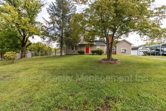 817 Ridgeview Dr in Clinton, TN - Building Photo - Building Photo