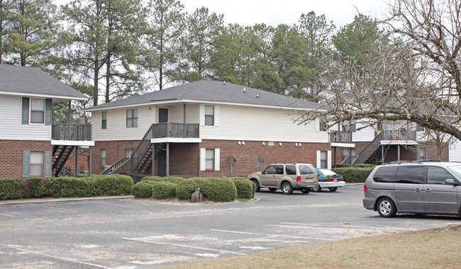 Ridge Crossing Apartments in Augusta, GA - Foto de edificio - Building Photo