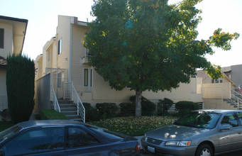 436 Palm Dr in Glendale, CA - Building Photo - Building Photo