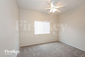 4025 Amberdale Ave in North Las Vegas, NV - Building Photo - Building Photo