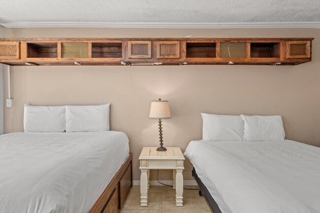 8817 S Thomas Dr, Unit SI ID1354907P