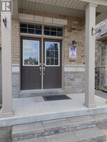 489 Caboto Trail in Markham, ON - Building Photo