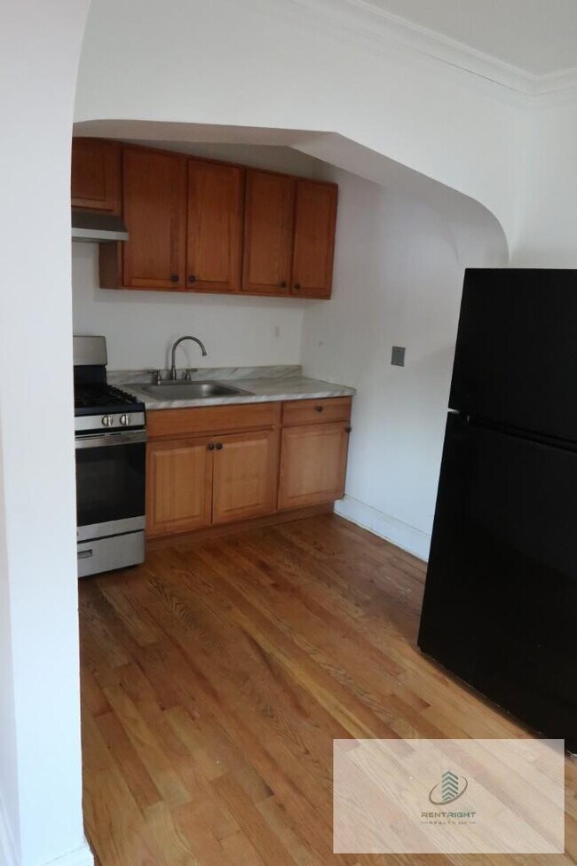 4477 N Elston Ave in Chicago, IL - Building Photo - Building Photo