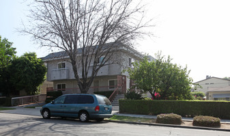 434 E Tujunga Ave Apartments