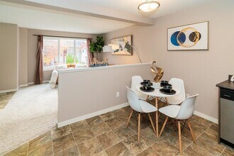 25 Tim Sale Dr in Winnipeg, MB - Building Photo - Building Photo