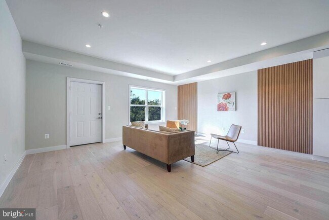 2514 Elvans Rd SE in Washington, DC - Building Photo - Building Photo