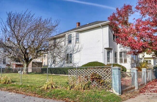 property at 21 Renfrew St