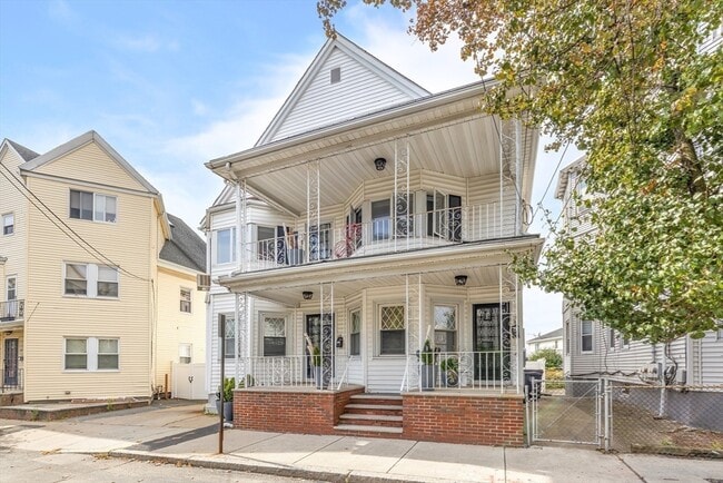 property at 18 Bailey St