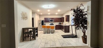 702 SW Loudon Dr in Bentonville, AR - Building Photo - Building Photo