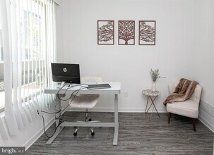 3123 Beachview Ln in Philadelphia, PA - Foto de edificio - Building Photo