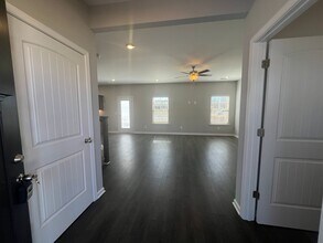 41 Country Cir in Manchester, TN - Building Photo - Building Photo